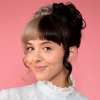 Melanie Martinez - Биография и дискография, все альбомы и песни Melanie Martinez