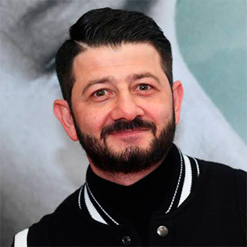 Михаил Галустян