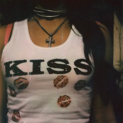 Обложка Kaeyra - Kiss Kiss