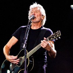 Обложка Roger Waters - Amused to Death