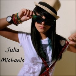 Обложка Julia Michaels - Born to Party