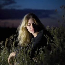 Обложка Sophi LOZINA - На коліях