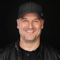 Обложка Jorn van Deynhoven - Freaks (Festival Mix)