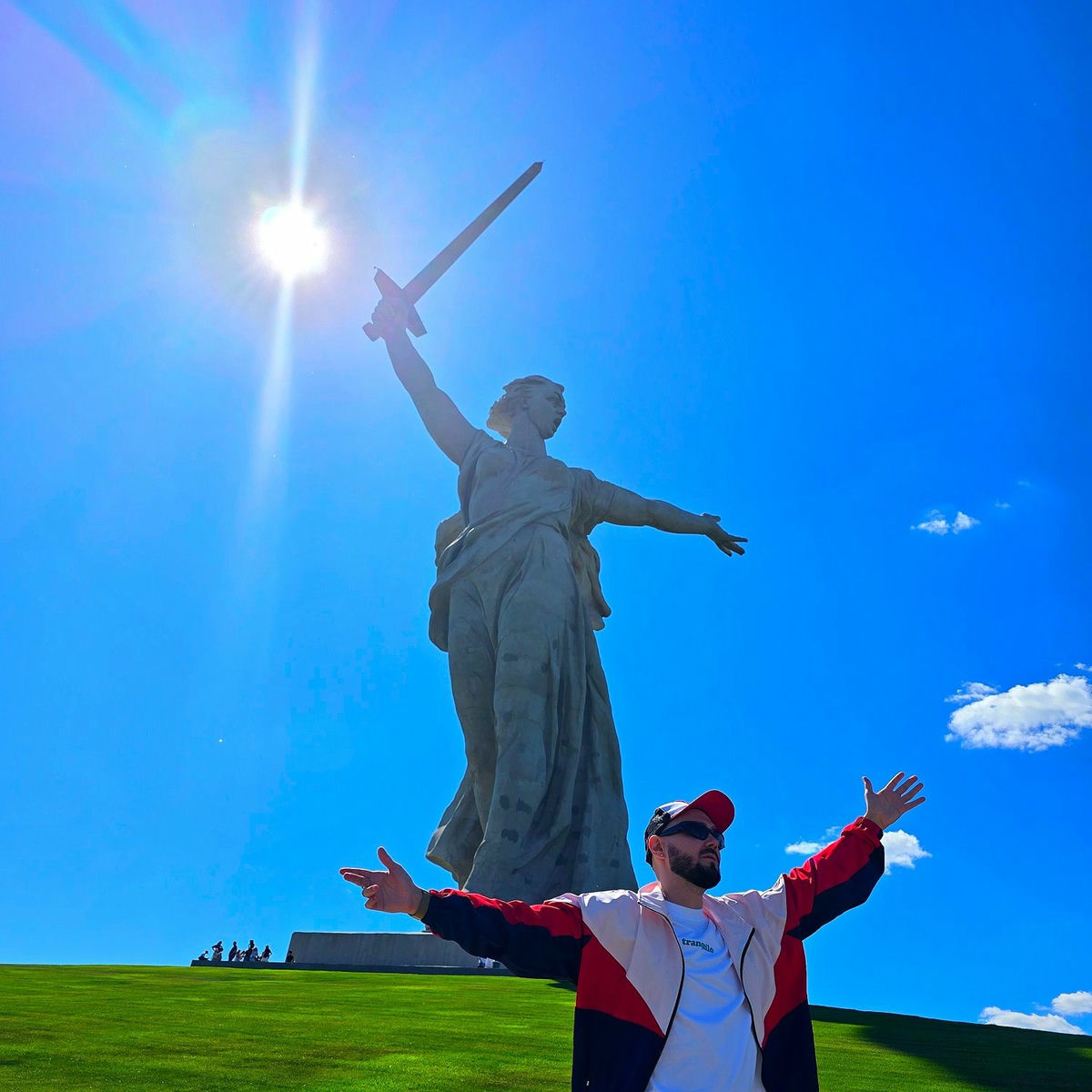 Cover Паша Proorok & KalashnikoFF - Родина