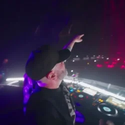 Обложка Manian - Welcome To The Club (Bass Surrender Hardstyle Remix)