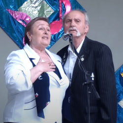 Обложка Диана и Василий Матющенко - Ой на горi калина
