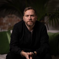 Обложка John Askew vs. J.O.C. vs. Swedish House Mafia - Onedalism