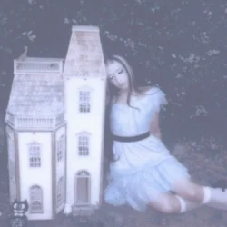 Обложка Isabel LaRosa - Hallucination