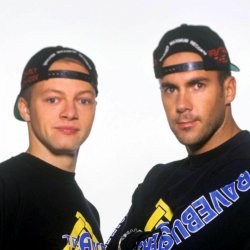 Обложка Charly Lownoise & Mental Theo - The Bird ('95 Remix) Charly Lownoise & Mental Theo - The Bird ('95 Remix)